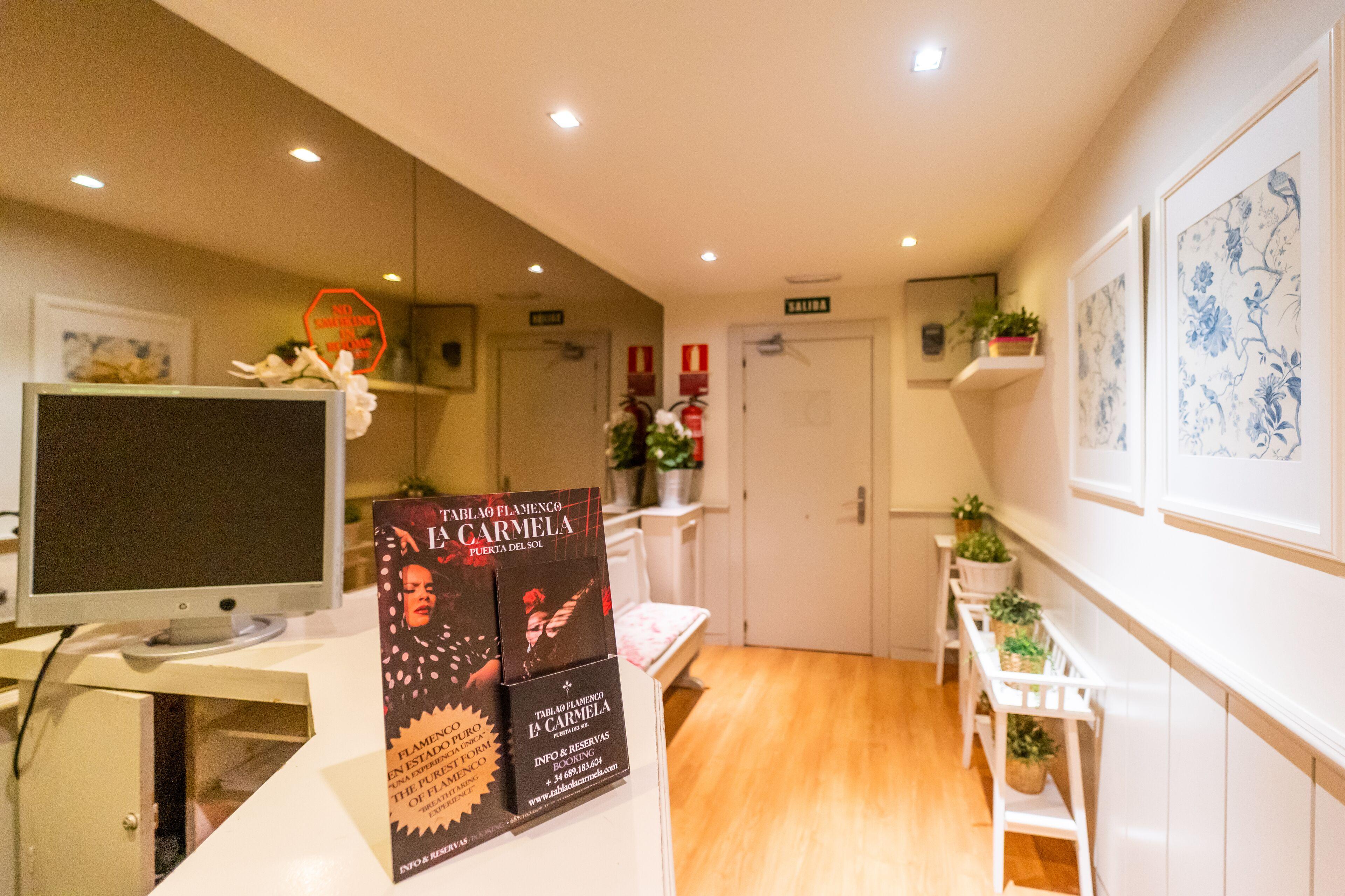 Hostal Matheu — Photos 3